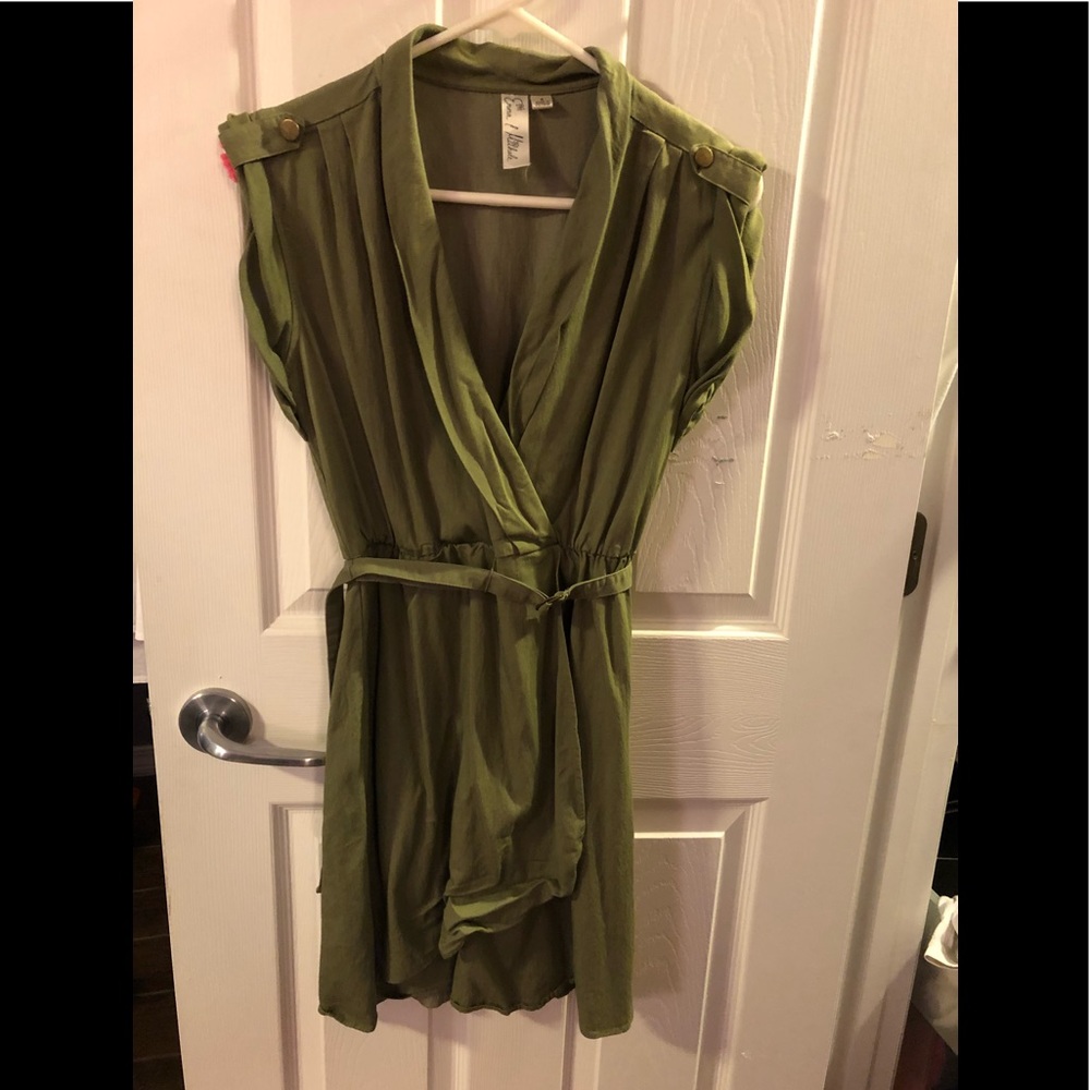 Emma & Michele Dress Size 6